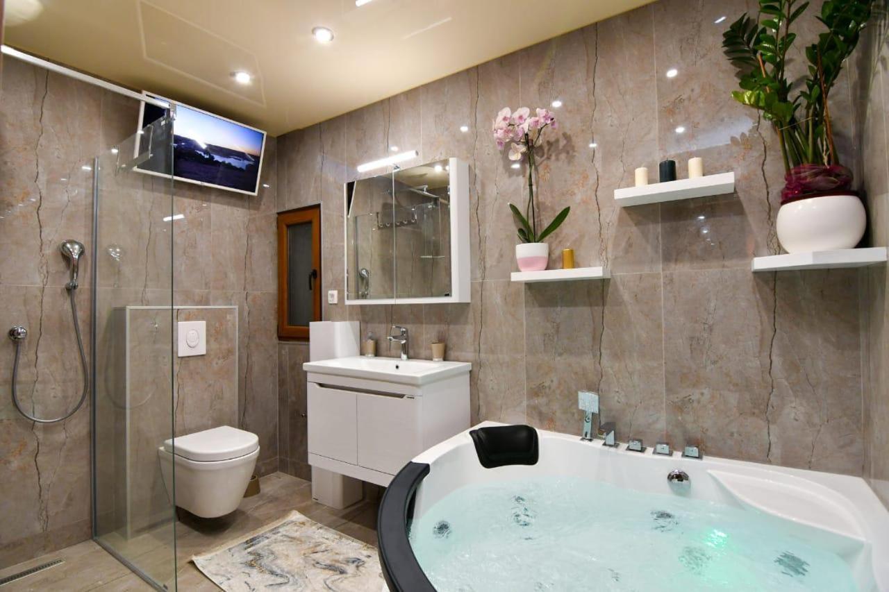 Olive Coast Apartments تْشيرسيك نوفي المظهر الخارجي الصورة